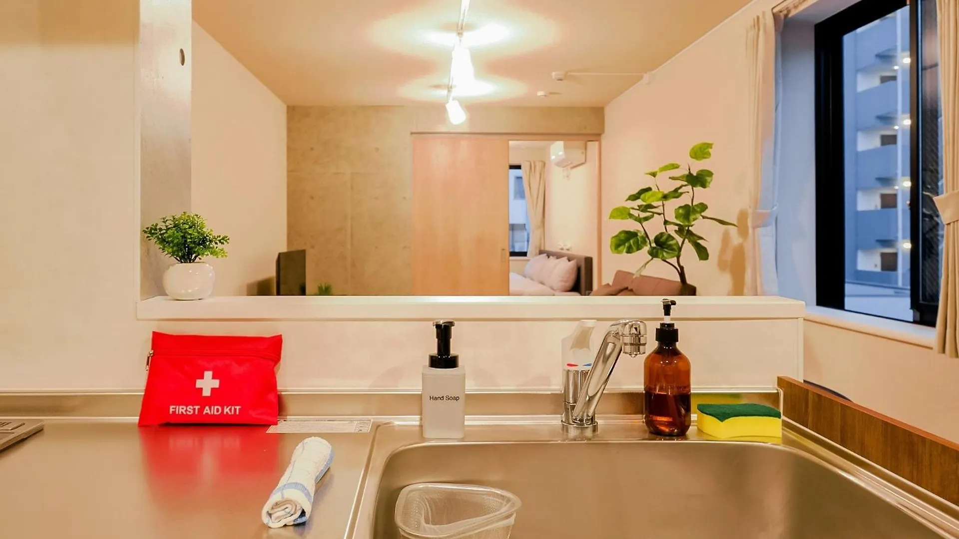 Seirai Asakusa Vacation Rental - Vacation Stay 81015V Tokyo Apartment
